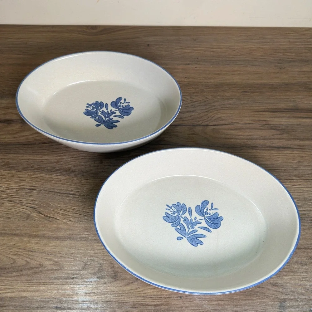 Pfaltzgraff Yorktowne Oval Vegetable Bowls Vintage Blue Floral Stoneware Set 2